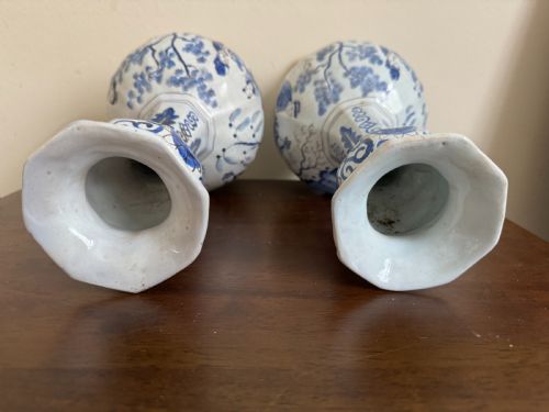 EARLY 18TH CENTURY PAIR OF DELFT VASES - ADDITIONAL PHOTO 9