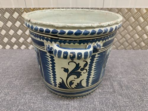 18TH CENTURY NEVERS FAIENCE 'POT A ORANGE' - ADDITIONAL PHOTO 1