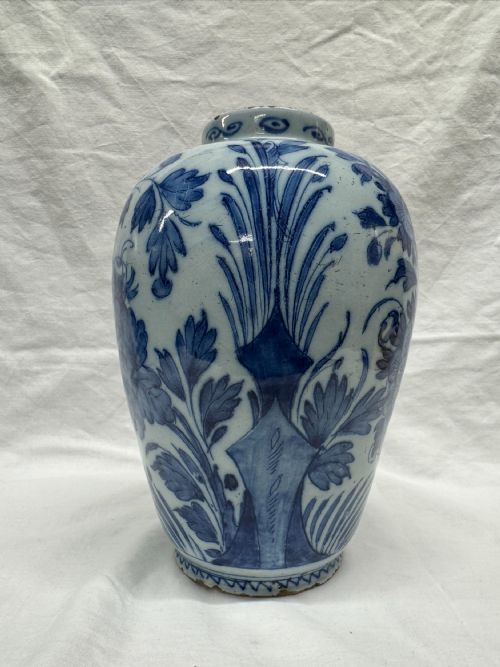 DELFT BLUE AND WHITE BALUSTER VASE - ADDITIONAL PHOTO 2