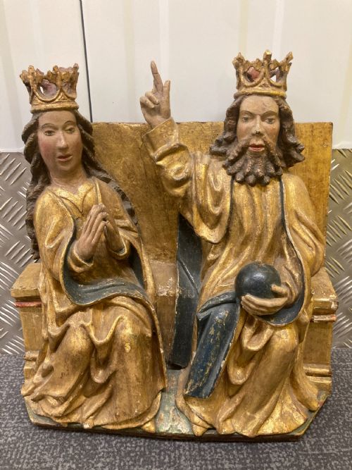 16TH CENTURY GILTWOOD AND POLYCHROME GROUP CARVING 'GOD AND MARY'