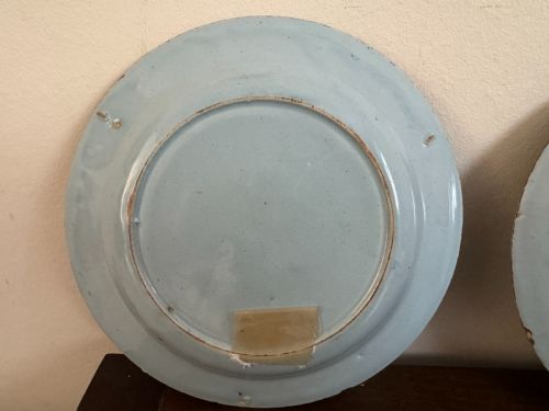 18TH CENTURY PAIR ENGLISH BLUE AND WHITE DELFT PLATES - ADDITIONAL PHOTO 6