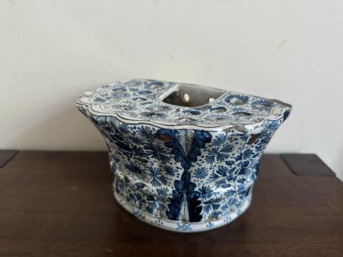 18TH CENTURY DELFT BOUGH HANGING POT - ADDITIONAL PHOTO 1