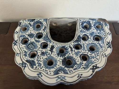 18TH CENTURY DELFT BOUGH HANGING POT - ADDITIONAL PHOTO 11