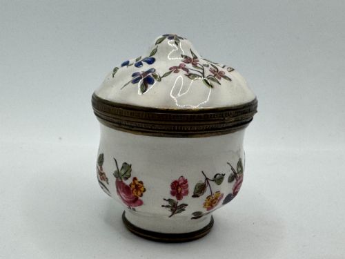 18TH CENTURY BILSTON ENAMEL PATCH BOX BONBONNIERE CIRCA 1780 - ADDITIONAL PHOTO 7