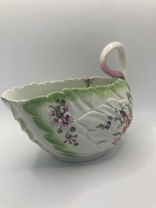 18TH CENTURY CHELSEA DERBY LETTUCE FORM SAUCE BOAT CIRCA 1760 - ADDITIONAL PHOTO 1
