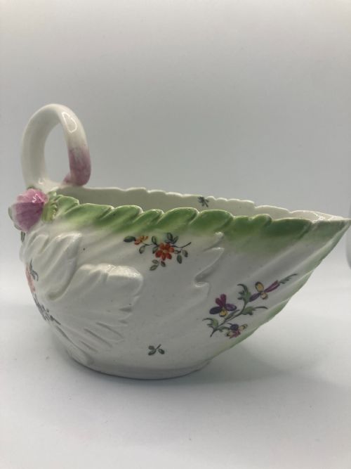 18TH CENTURY CHELSEA DERBY LETTUCE FORM SAUCE BOAT CIRCA 1760 - ADDITIONAL PHOTO 3
