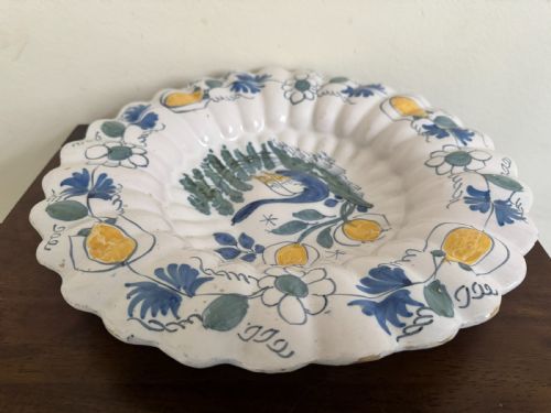 17TH CENTURY DUTCH DELFT LOBBED DISH - ADDITIONAL PHOTO 5