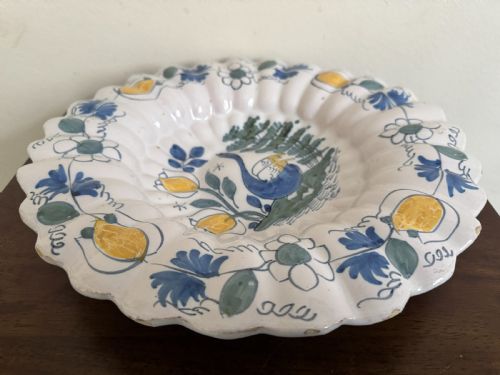 17TH CENTURY DUTCH DELFT LOBBED DISH - ADDITIONAL PHOTO 6