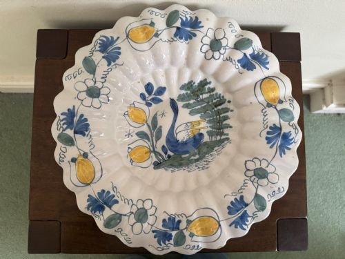 17TH CENTURY DUTCH DELFT LOBBED DISH - ADDITIONAL PHOTO 9