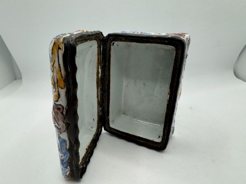 17TH CENTURY DUTCH DELFT SNUFF PATCH BOX - ADDITIONAL PHOTO 9