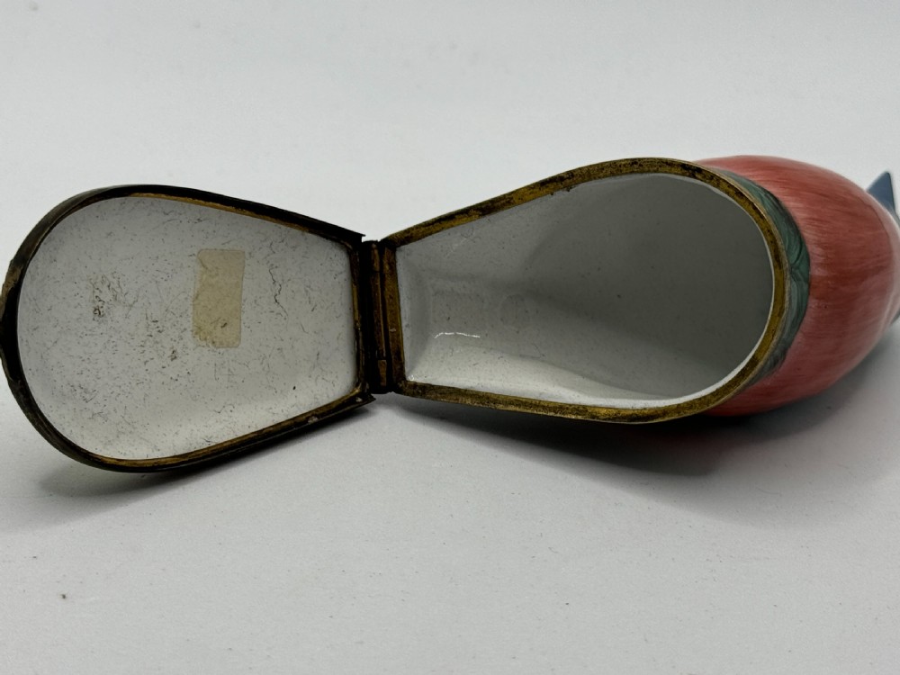 18TH CENTURY SOUTH STAFFORDSHIRE BILSTON ENAMEL BIRD PATCH BOX View XI