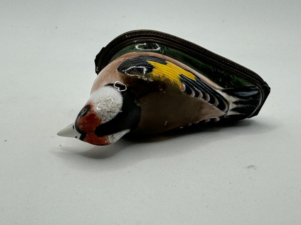18TH CENTURY SOUTH STAFFORDSHIRE BILSTON ENAMEL BIRD PATCH BOX View XIII