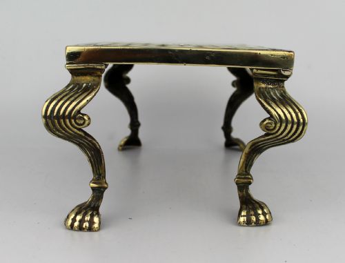 ANTIQUE BRASS TRIVET CIRCA 1900 - ADDITIONAL PHOTO 7