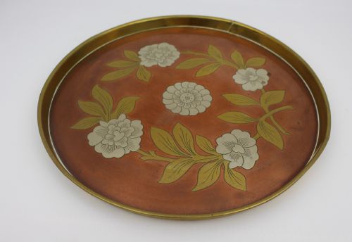 JAPANESE MIXED METAL TRAY WITH FLORAL INLAY MEIJI PERIOD - ADDITIONAL PHOTO 1