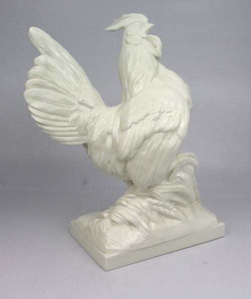 PAIR OF ROYAL WORCESTER BLANC DE CHINE ROOSTERS MODELLED BY A AZORI LISERON 3581 - ADDITIONAL PHOTO 2