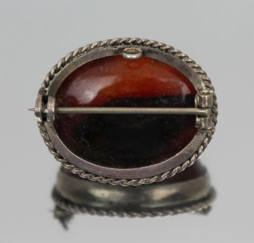 VINTAGE SILVER CARNELIAN BROOCH - ADDITIONAL PHOTO 1