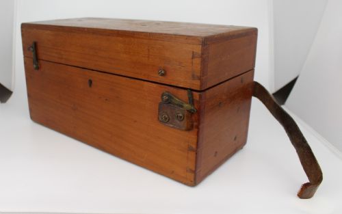 ER WATTS SON THEODOLITE IN ORIGINAL CASE DATED 1925 - ADDITIONAL PHOTO 11