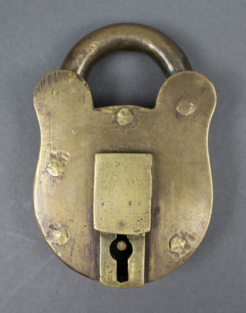 early 20th c solid brass industrial padlock walsall dated 1915 - CATEGORY: ANTIQUE MISCELLANEOUS - DATED 1910