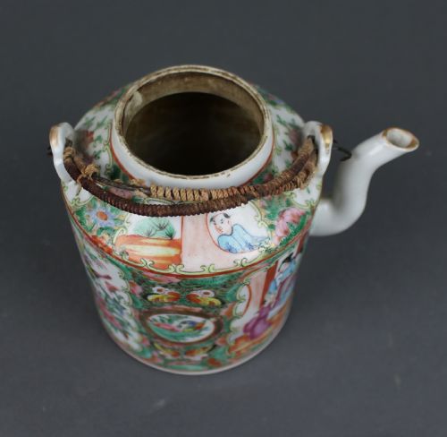 ANTIQUE CHINESE CANTON FAMILLE ROSE TEAPOT C1880 - ADDITIONAL PHOTO 6