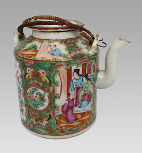 ANTIQUE CHINESE CANTON FAMILLE ROSE TEAPOT C1880 - ADDITIONAL PHOTO 9