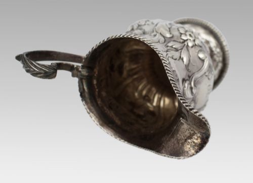 FINE SOLID SILVER CREAM JUG LONDON 1759 - ADDITIONAL PHOTO 9