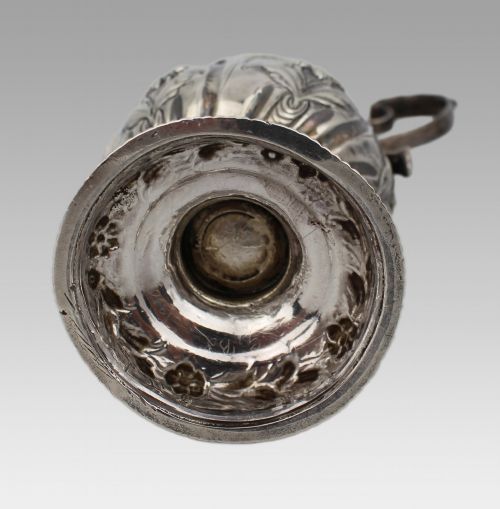 FINE SOLID SILVER CREAM JUG LONDON 1759 - ADDITIONAL PHOTO 11