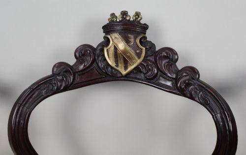 SET OF 4 VICTORIAN HERALDIC CRESTED CHAIRS CIRCA 1850 - ADDITIONAL PHOTO 4