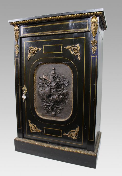 ANTIQUE FRENCH NAPOLEON III EBONISED PIER CABINET WITH C1860