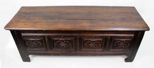 ANTIQUE 18TH CENTURY FRENCH PROVINCIAL OAK COFFER CHEST - ADDITIONAL PHOTO 5