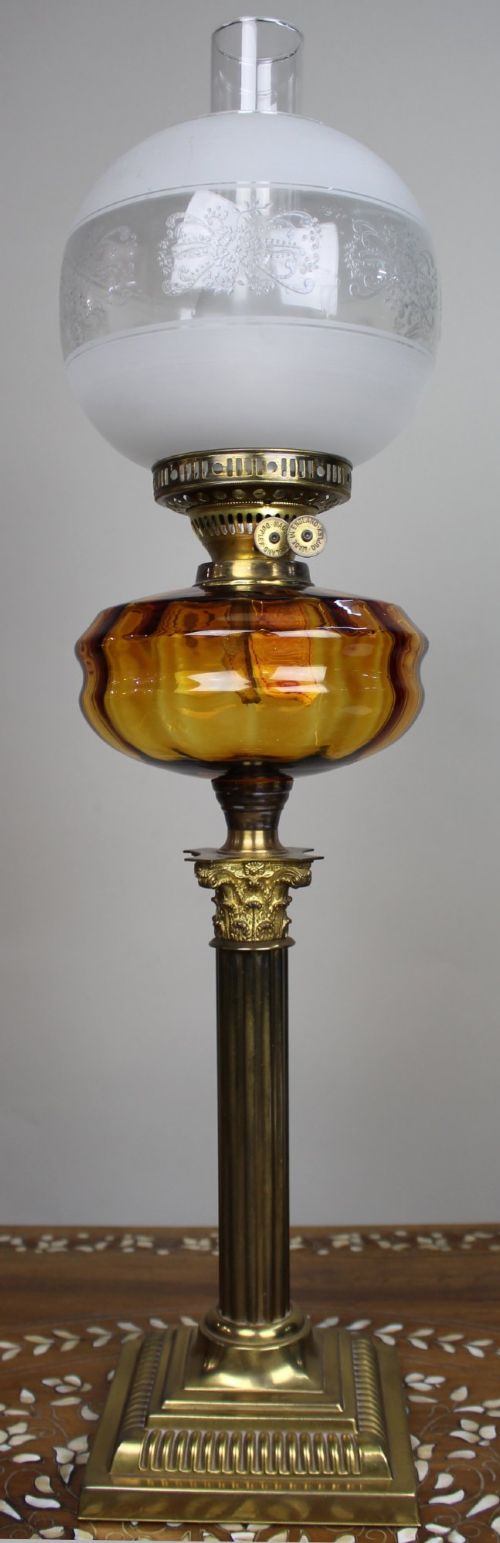 VICTORIAN BRASS OIL LAMP WITH AMBER GLASS FONT - ADDITIONAL PHOTO 1