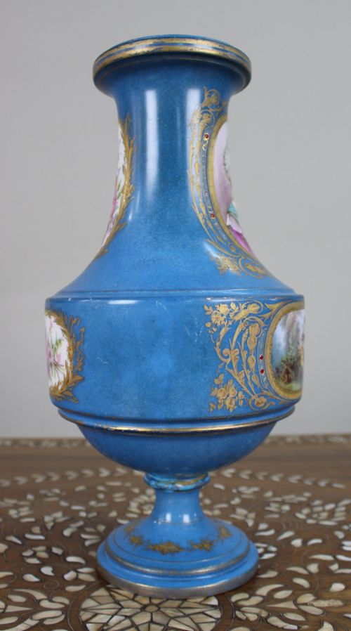 LATE 19TH CENTURY SVRESSTYLE BLEU CLESTE PORCELAIN VASE - ADDITIONAL PHOTO 2