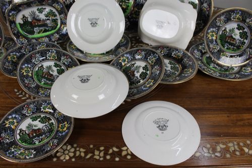 HATTERBRIDGE POTTERY REPRODUCTION OF ROGERS 1780 20PIECE DINNER SERVICE - ADDITIONAL PHOTO 6