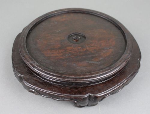 ANTIQUE CARVED CHINESE STAND - ADDITIONAL PHOTO 5