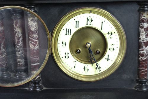 HIGH VICTORIAN BLACK MARBLE MANTEL CLOCK WITH ROUGE MARBLE COLUMNS BY F MARTI PARIS C1860 - ADDITIONAL PHOTO 4