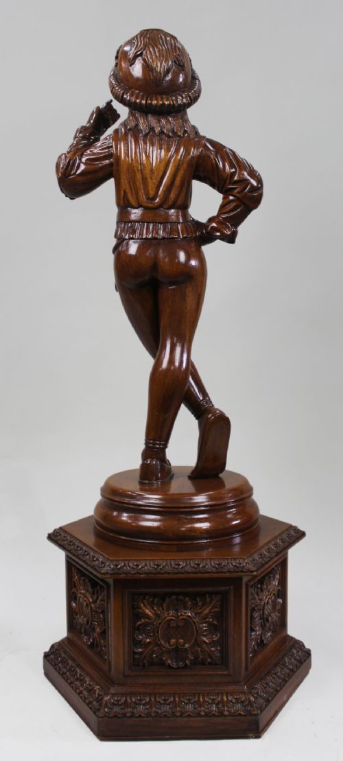 ITALIAN RENAISSANCE REVIVAL CARVED HARDWOOD FIGURE CIRCA 1900 - ADDITIONAL PHOTO 9