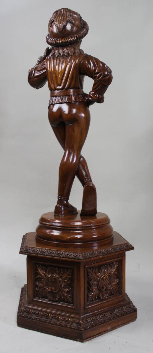 ITALIAN RENAISSANCE REVIVAL CARVED HARDWOOD FIGURE CIRCA 1900 - ADDITIONAL PHOTO 10