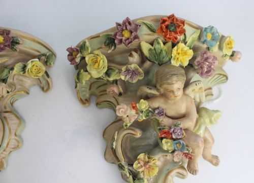PAIR OF MEISSEN STYLE ROCOCO REVIVAL PORCELAIN CHERUB WALL CORBELS - ADDITIONAL PHOTO 4
