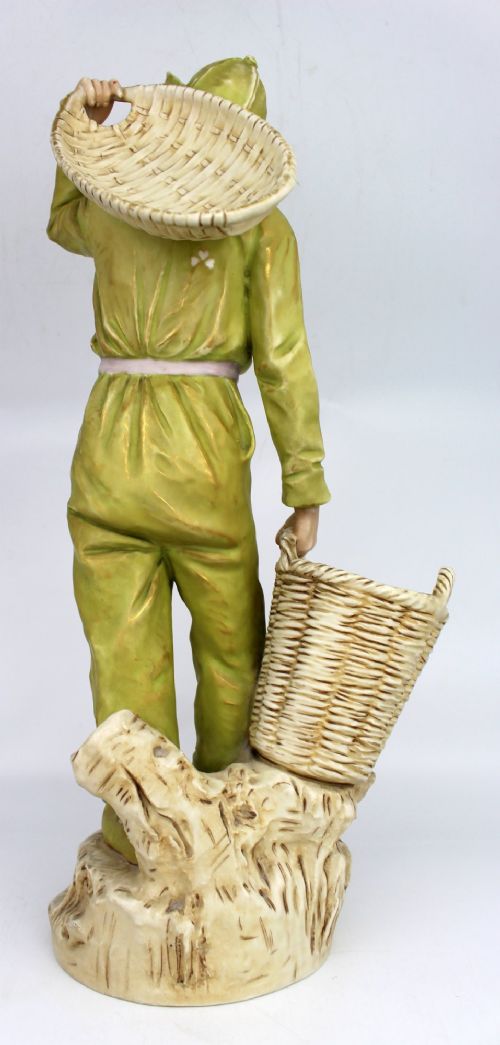 ANTIQUE ROYAL DUX BOHEMIA FIGURE MODEL 1009 CIRCA 1910 - ADDITIONAL PHOTO 3