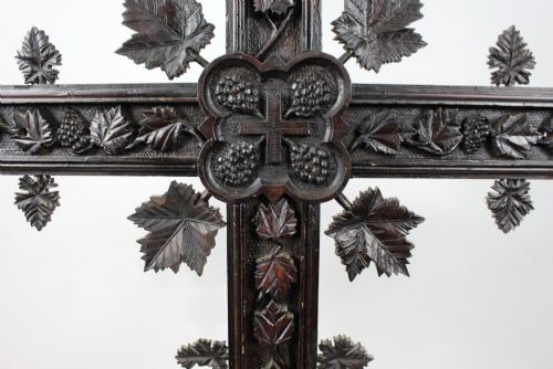 19TH CENTURY CARVED BLACK FOREST CROSS - ADDITIONAL PHOTO 6