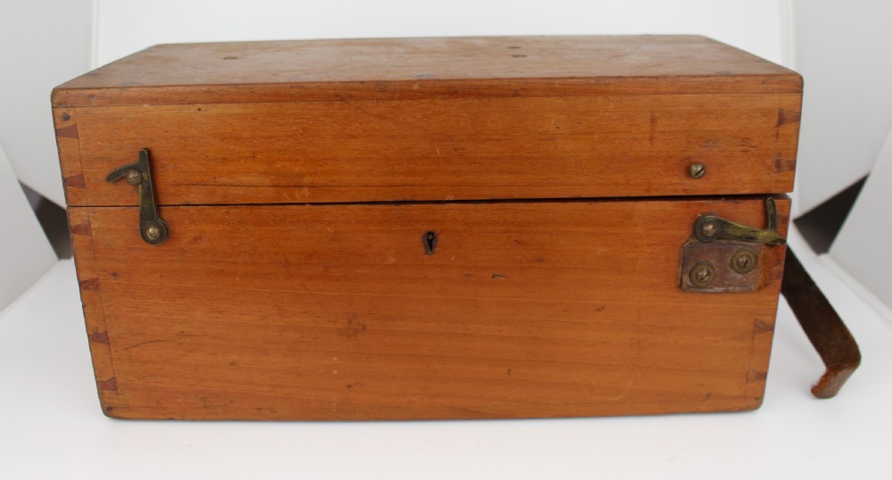 E.R. Watts & Son Theodolite in Original Case – Dated 1925 View IX
