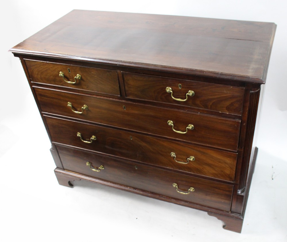George III Cuban Mahogany Chest of Drawers c.1780 View II