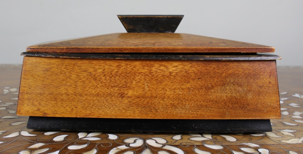 Early 20th Century Arts & Crafts Walnut Box View V