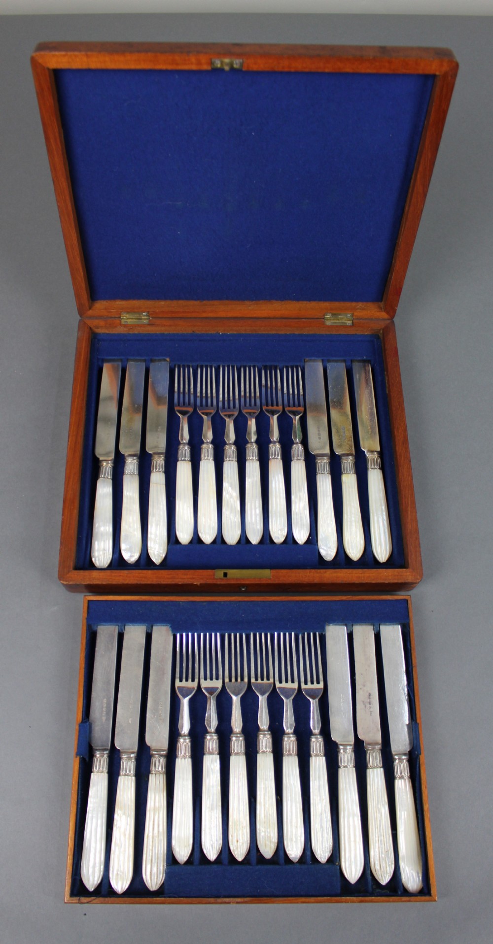 Victorian Mother-of-Pearl Handled Dessert Cutlery Set by Walker & Hall View V
