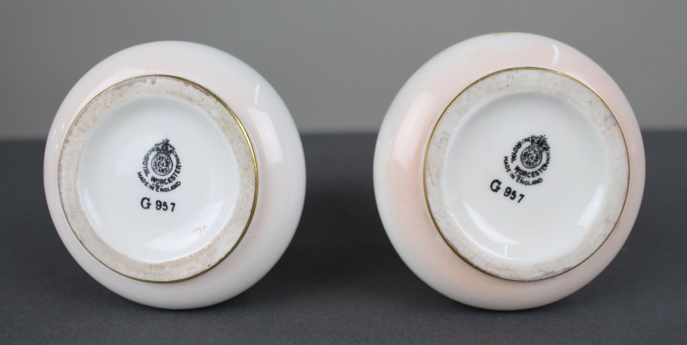 A pair of small white porcelain vases with wavy gilded rims, hand-painted with ripe blackberries, blossoms, and autumn foliage. View IX