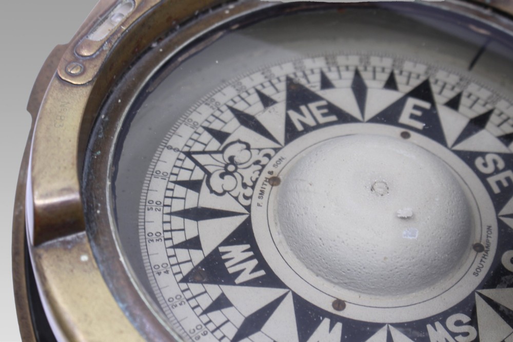 Early 20th Century Bronze and Brass Gimballed Ship's Compass by F. Smith & Sons View VI