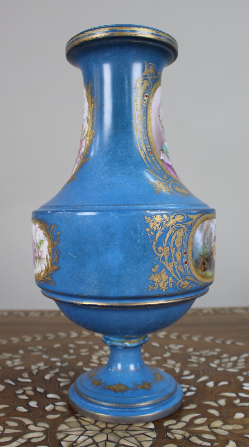Alternate View