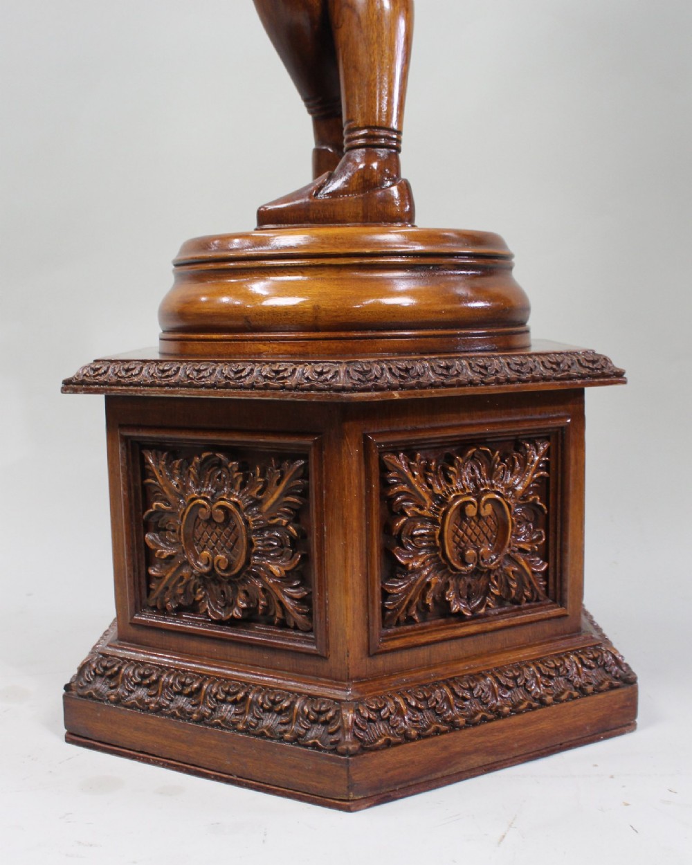 Italian Renaissance Revival Carved Hardwood Figure circa 1900 View XIII