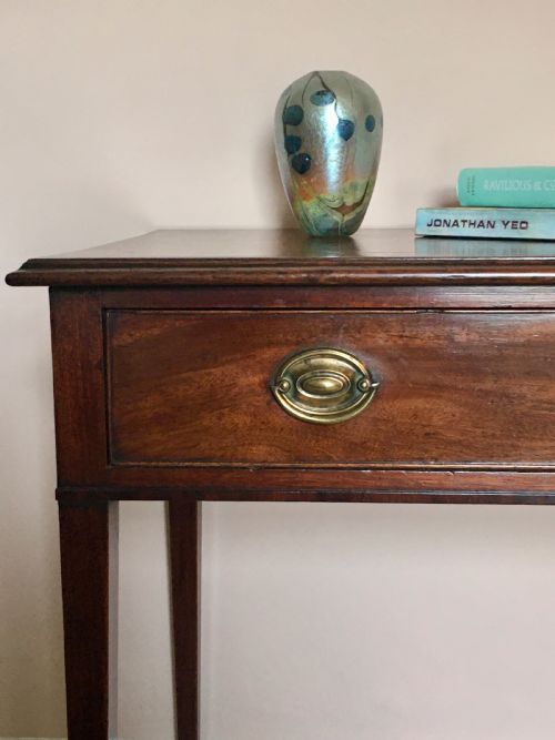 GEORGE III MAHOGANY SIDE TABLE - ADDITIONAL PHOTO 1