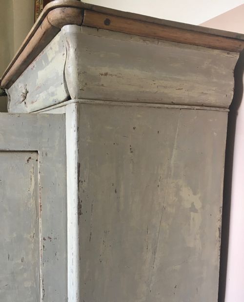 19TH CENTURY FRENCH PAINTED SIDEBOARD - ADDITIONAL PHOTO 5