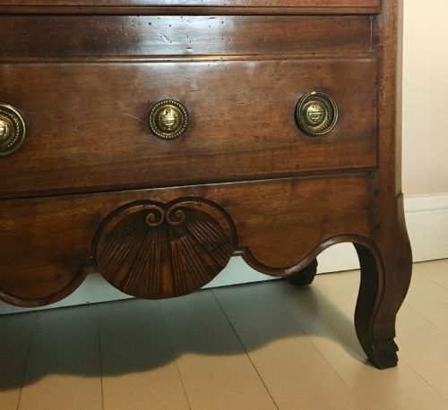 FRENCH CHEST OF DRAWERS - ADDITIONAL PHOTO 1